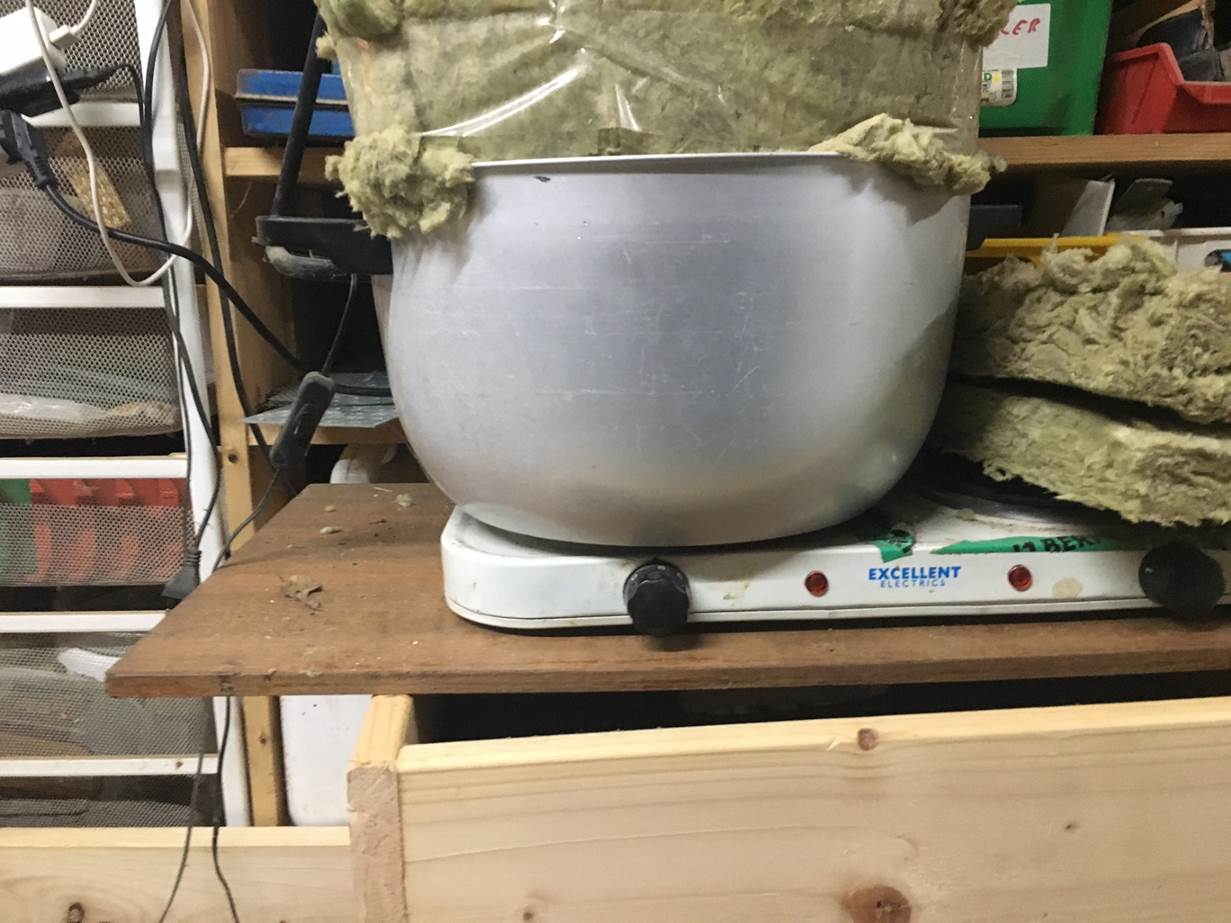 Et billede, der indeholder k�kkenartikler, madlavning

Automatisk genereret beskrivelse